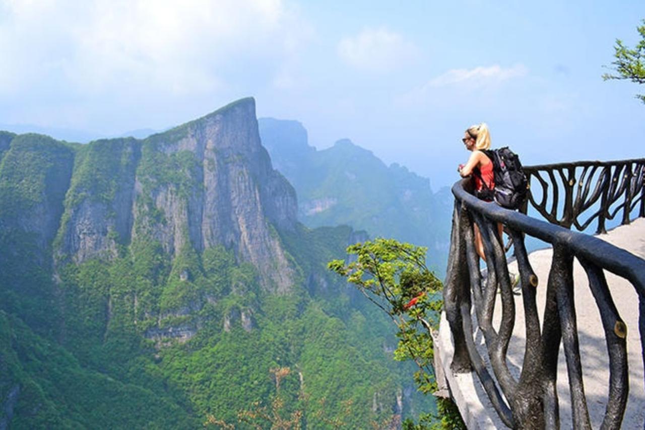 Travel around the world itinerary